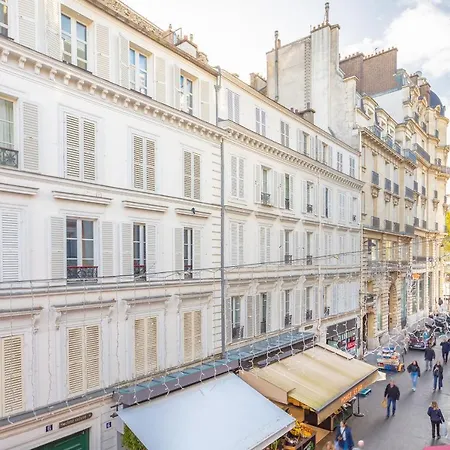 Ternes Cozy Apartment