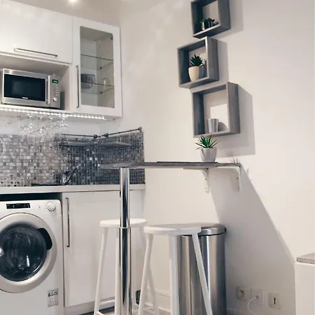 Apartment Ternes Cozy