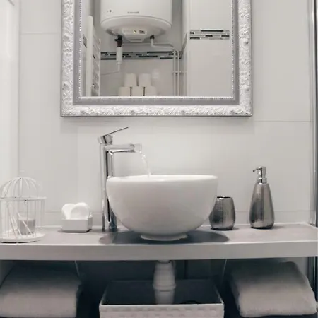 Apartment Ternes Cozy