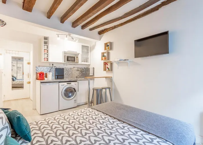 Ternes Cozy * 파리