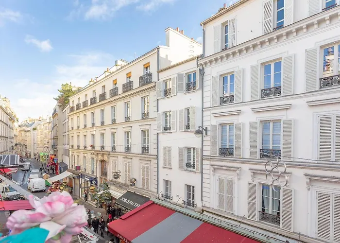 Daire Ternes Cozy Paris